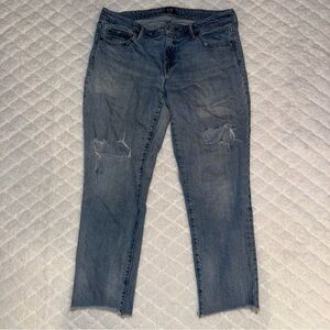 GAP Women's Distressed Straight-Leg Jeans - Faded Blue
